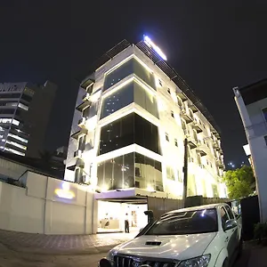 02 Colombo