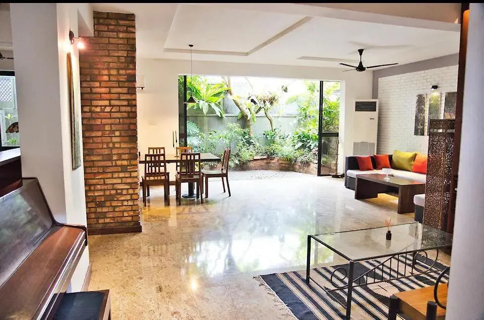 Holiday home Transit Ward Place Colombo Sri Lanka